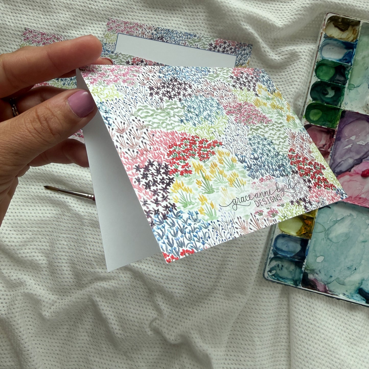 Cheerful Meadow Folded Note Cards