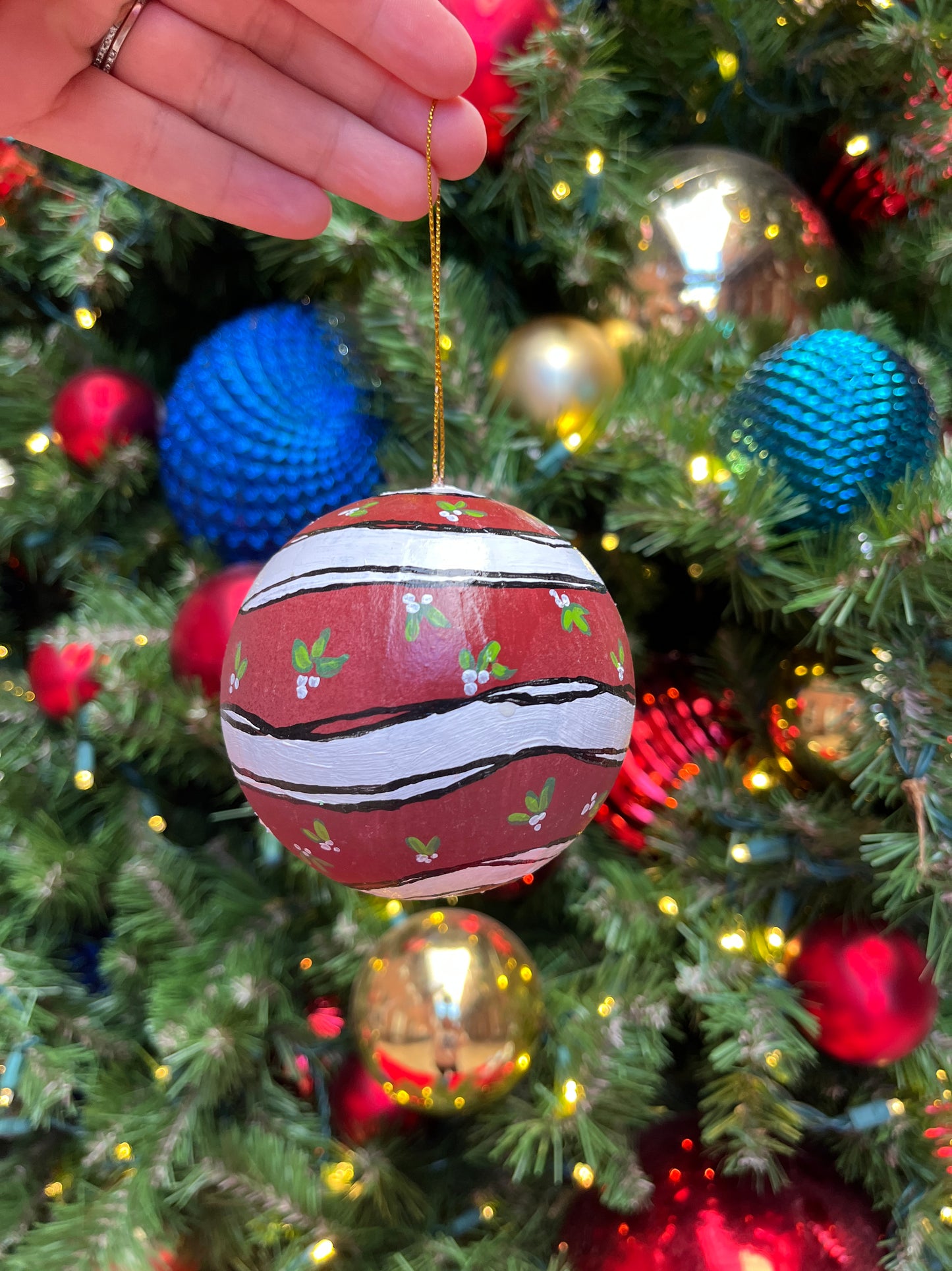 Maroon and White With Sprigs Ornament
