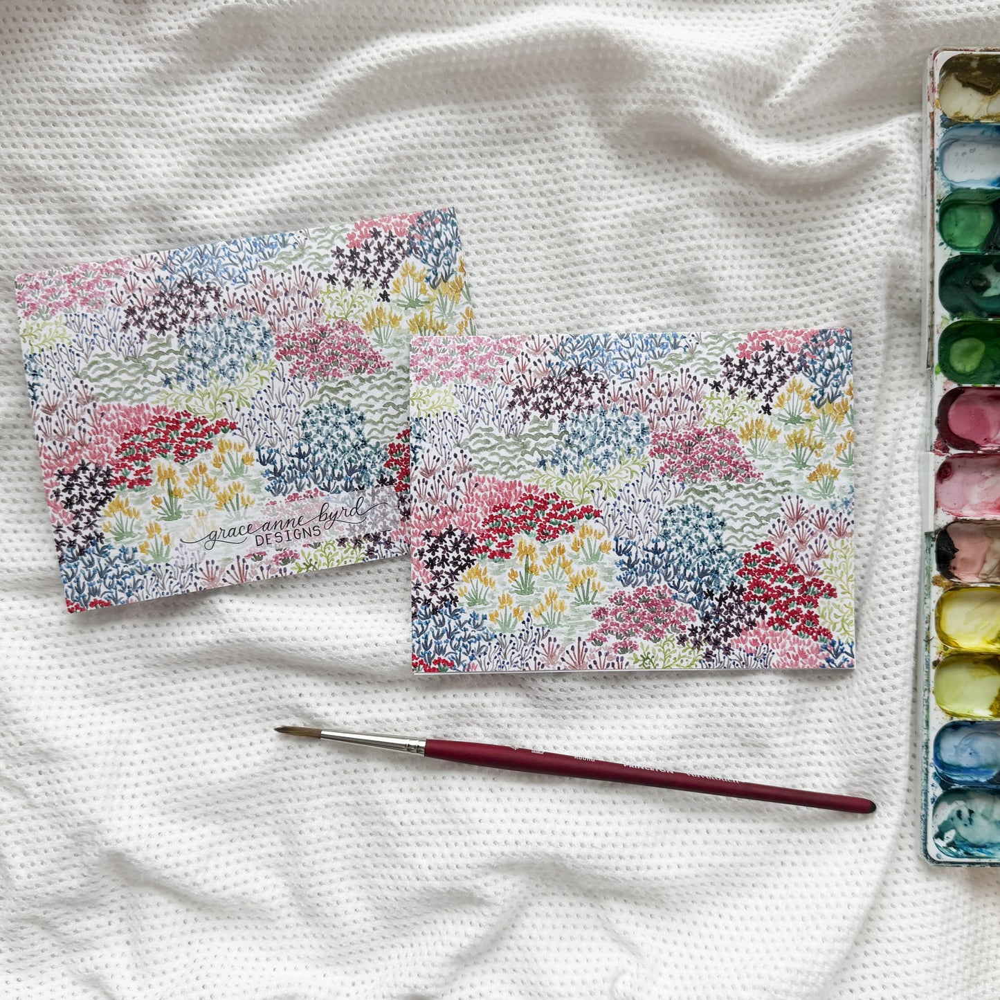 Cheerful Meadow Folded Note Cards