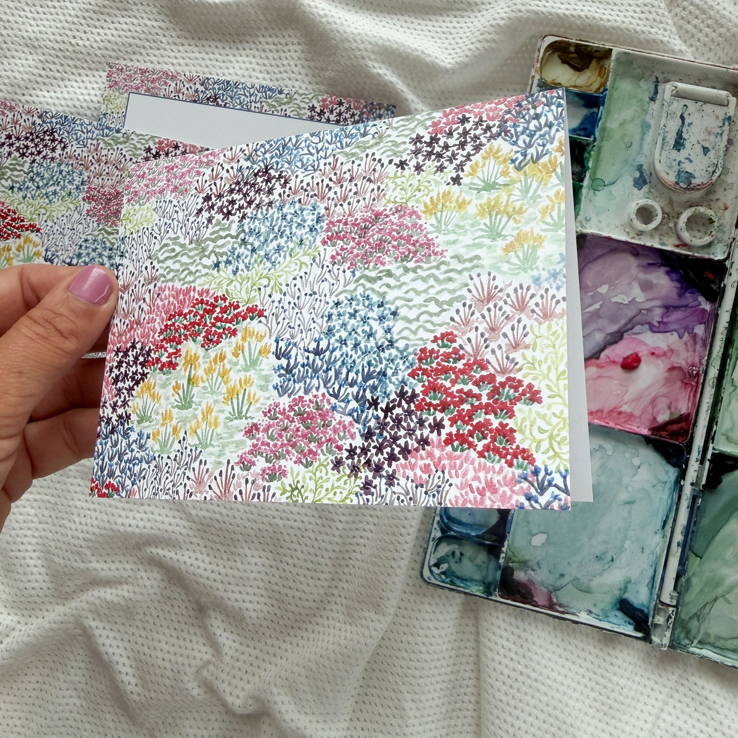 Cheerful Meadow Folded Note Cards